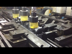 máquina de abocardado automático